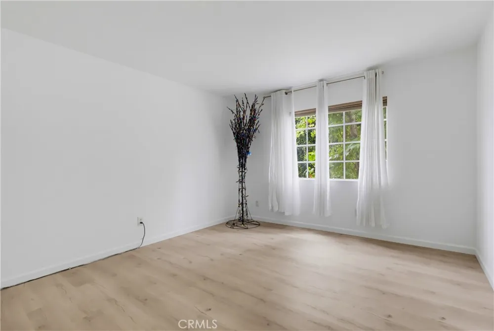 628 Daisy Avenue #222 Long Beach, CA 90802