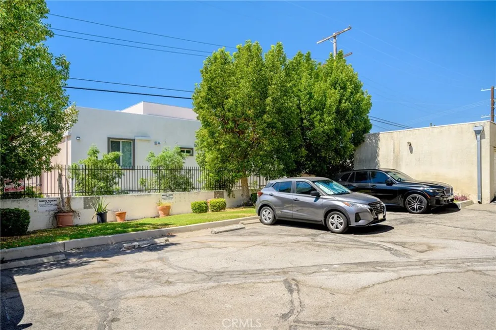 10149 Commerce Avenue #25 Tujunga, CA 91042