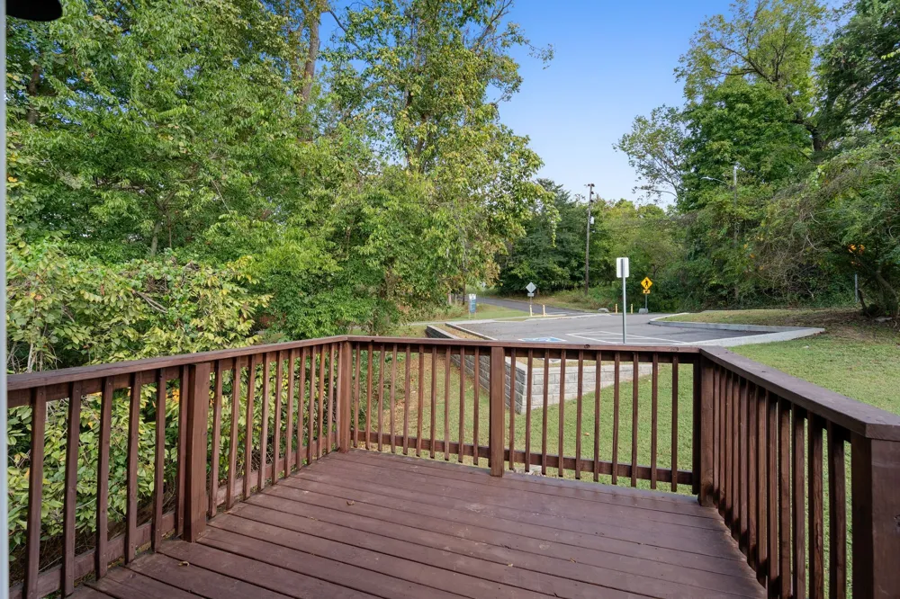 45 Lawn St Clarksville, TN 37040