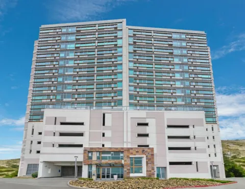 1 Mandalay Place #805