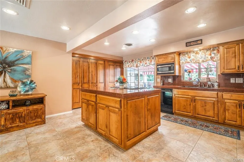 1800 Boynton Oroville, CA 95966