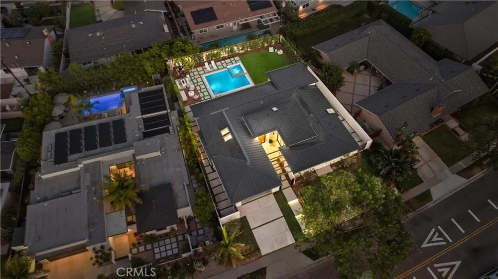 3080 Country Club Drive Costa Mesa, CA 92626