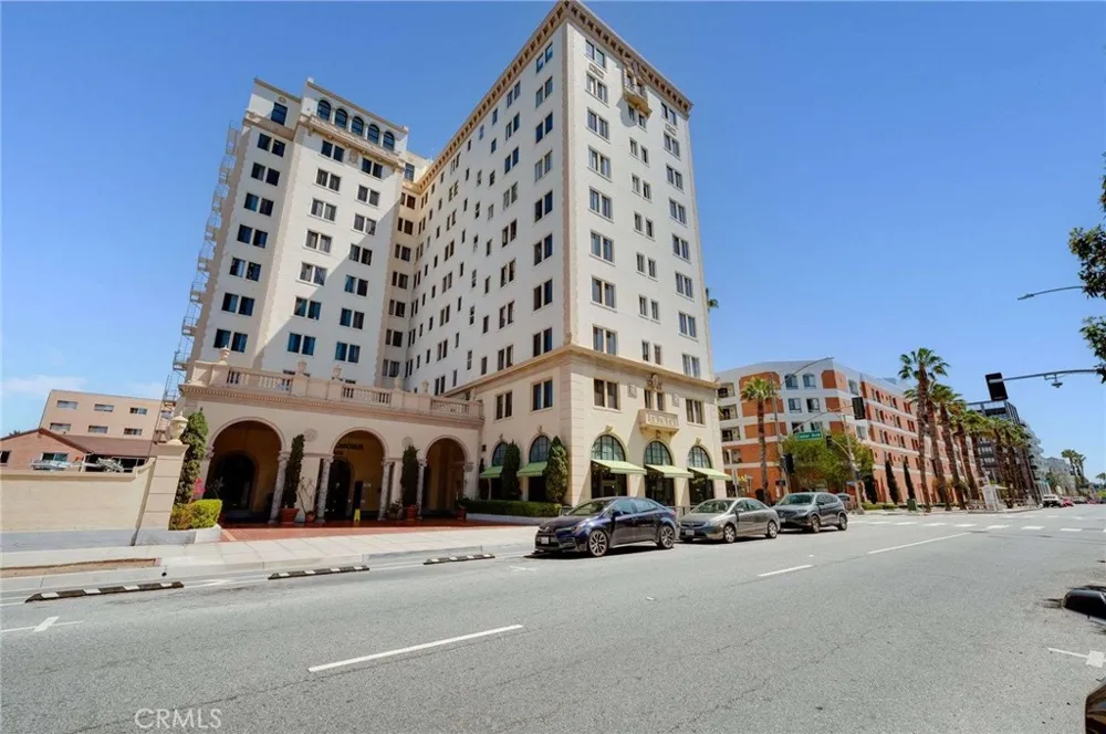 315 W 3rd #1011 Long Beach, CA 90802