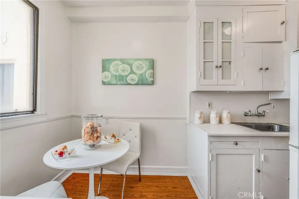 315 W 3rd #1011 Long Beach, CA 90802