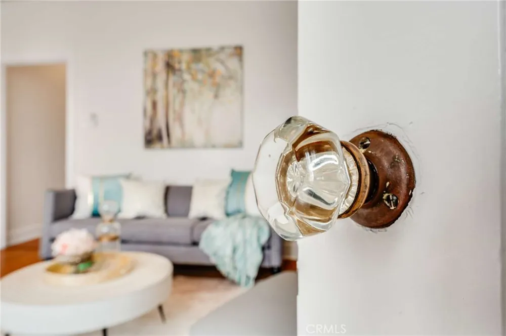 315 W 3rd #1011 Long Beach, CA 90802