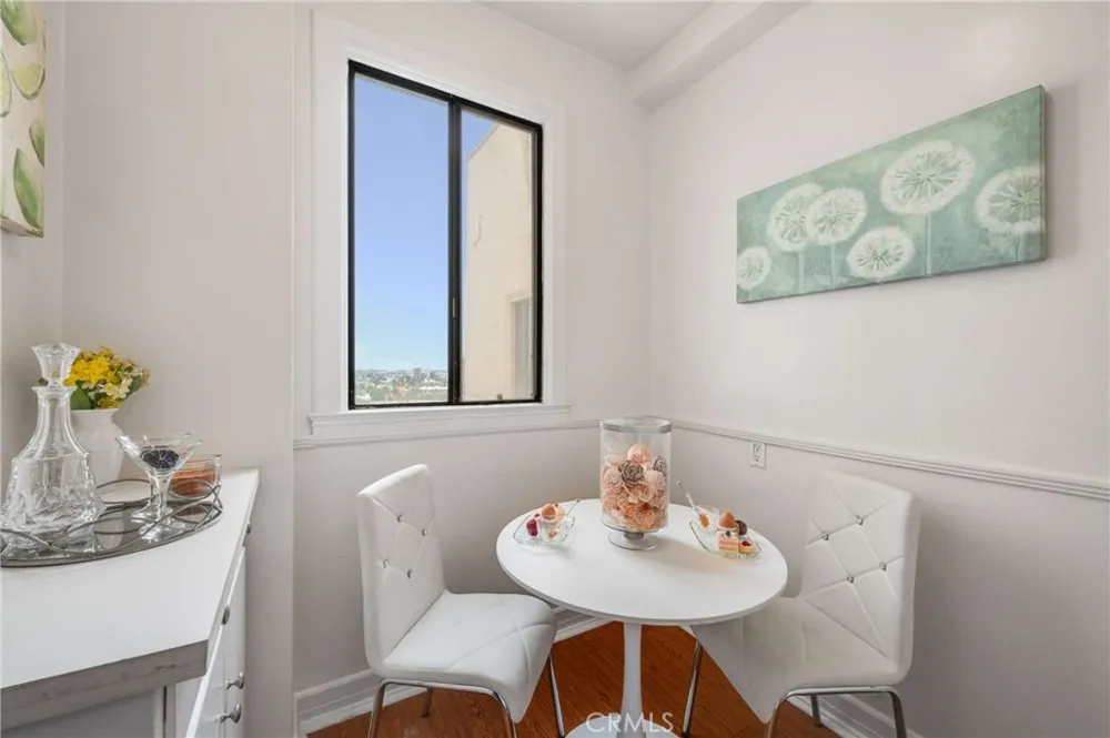 315 W 3rd #1011 Long Beach, CA 90802