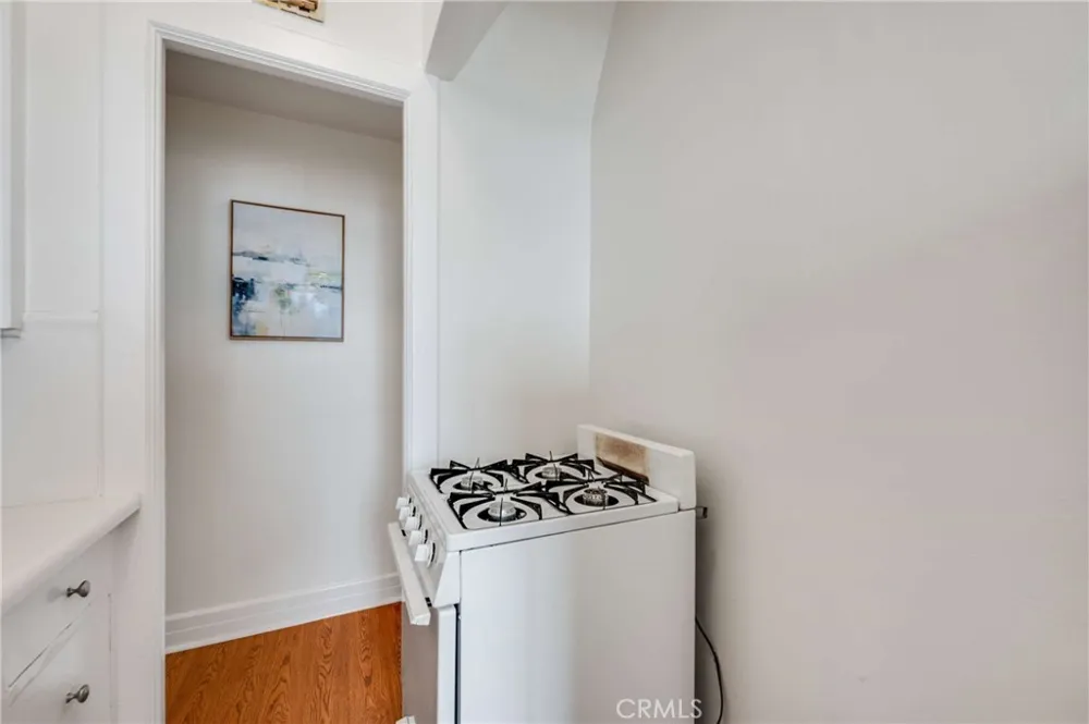 315 W 3rd #1011 Long Beach, CA 90802