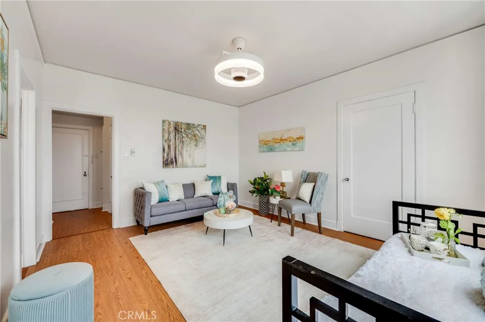 315 W 3rd #1011 Long Beach, CA 90802