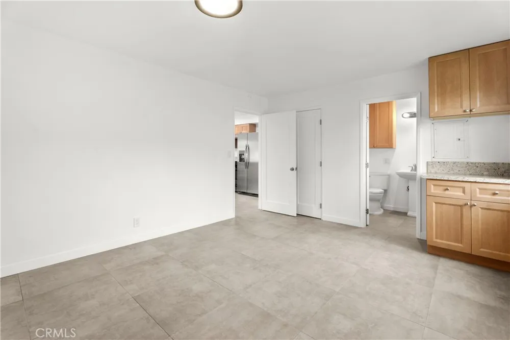 12612 Kornblum Avenue #1 Hawthorne, CA 90250