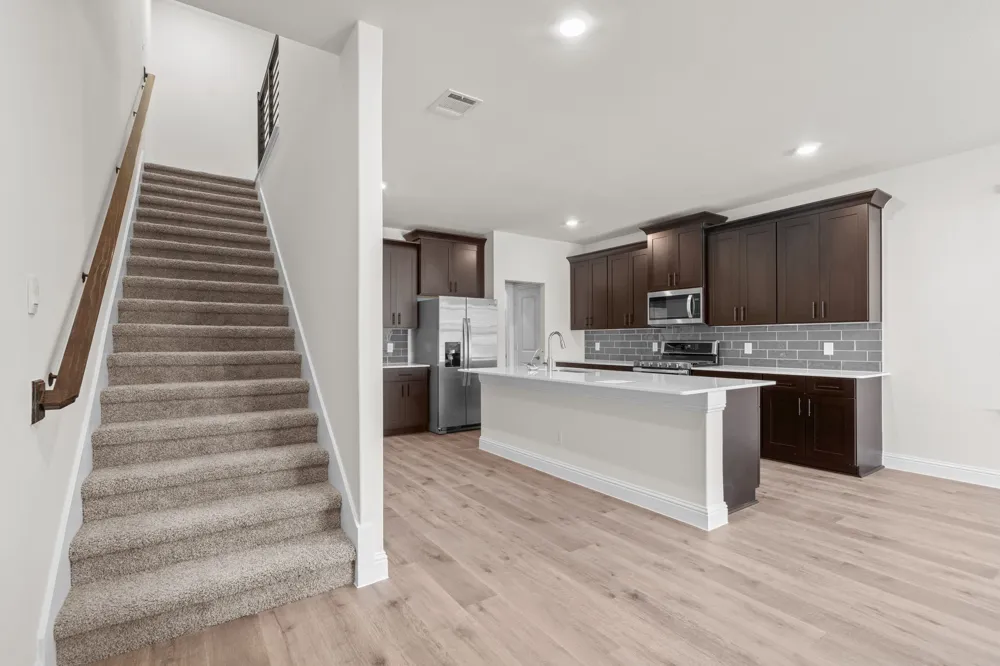 910 Milkweed Drive Euless, TX 76039