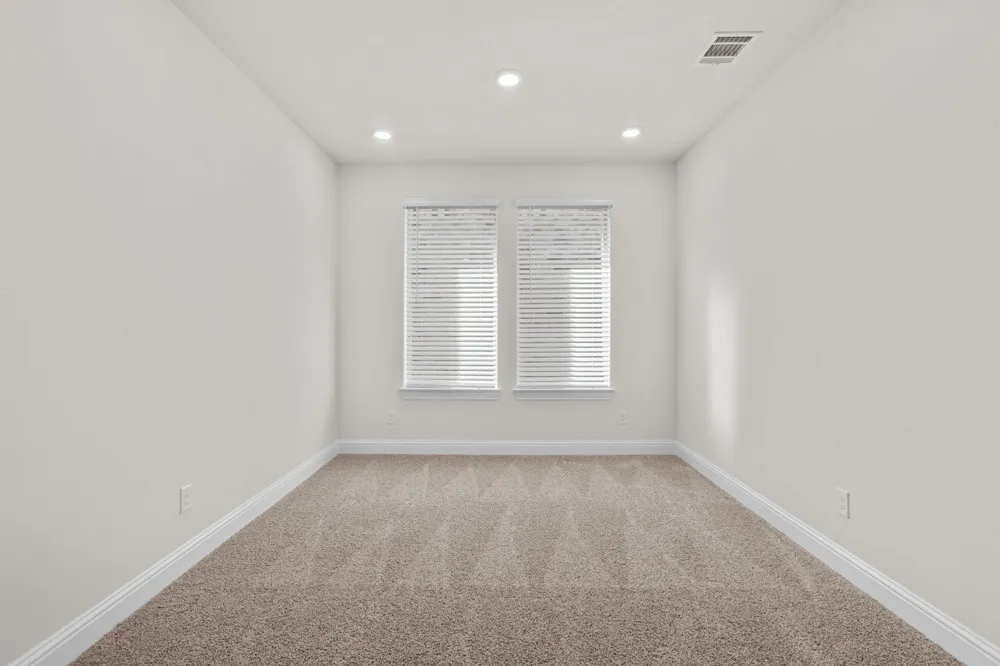 910 Milkweed Drive Euless, TX 76039