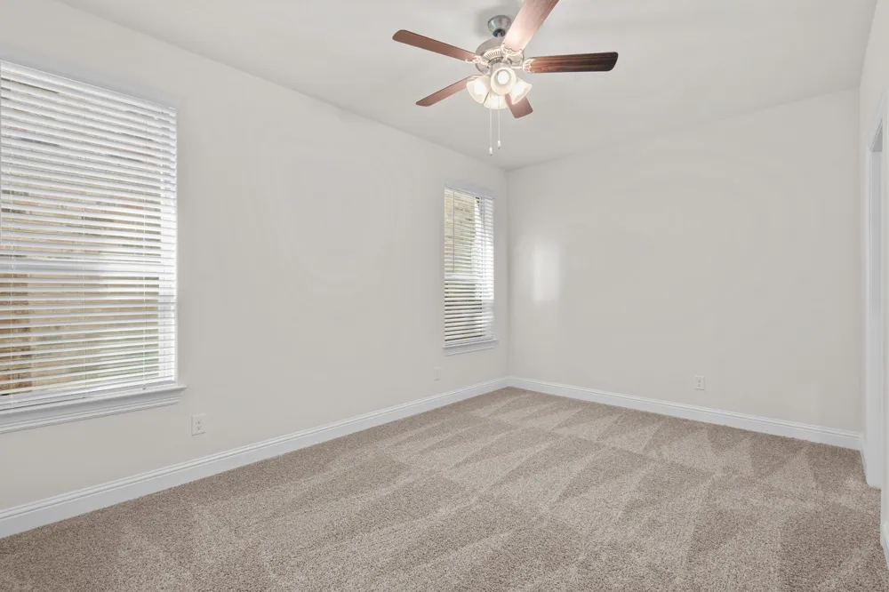 910 Milkweed Drive Euless, TX 76039