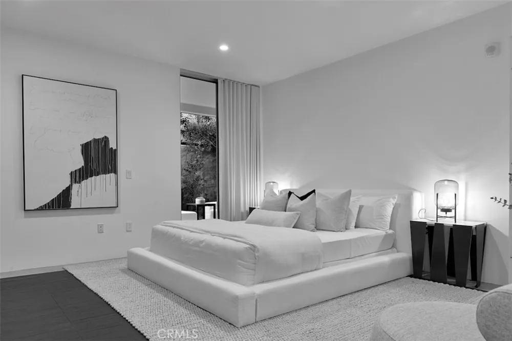 838 Kings Road #106 West Hollywood, CA 90069