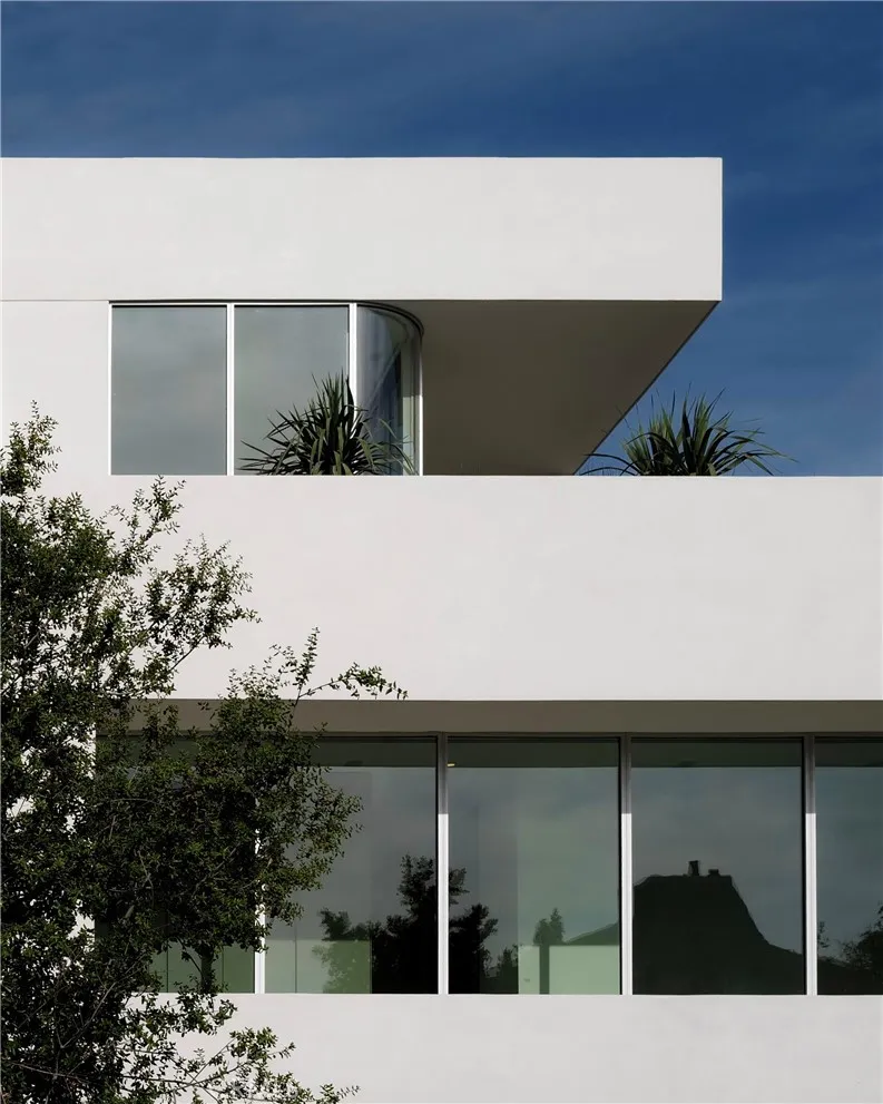 838 Kings Road #106 West Hollywood, CA 90069