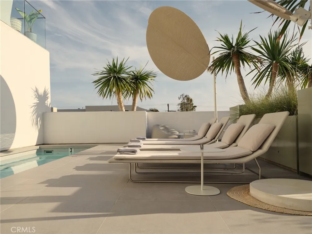 838 Kings Road #106 West Hollywood, CA 90069