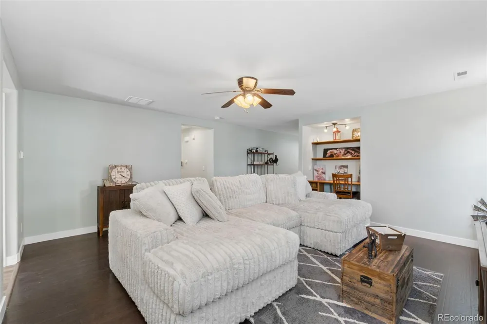727 Willow Drive Brighton, CO 80603