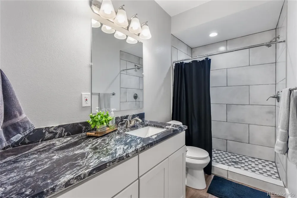 16195 W 84th Lane Arvada, CO 80007