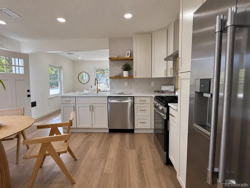 1505 W Alaska Place Denver, CO 80223
