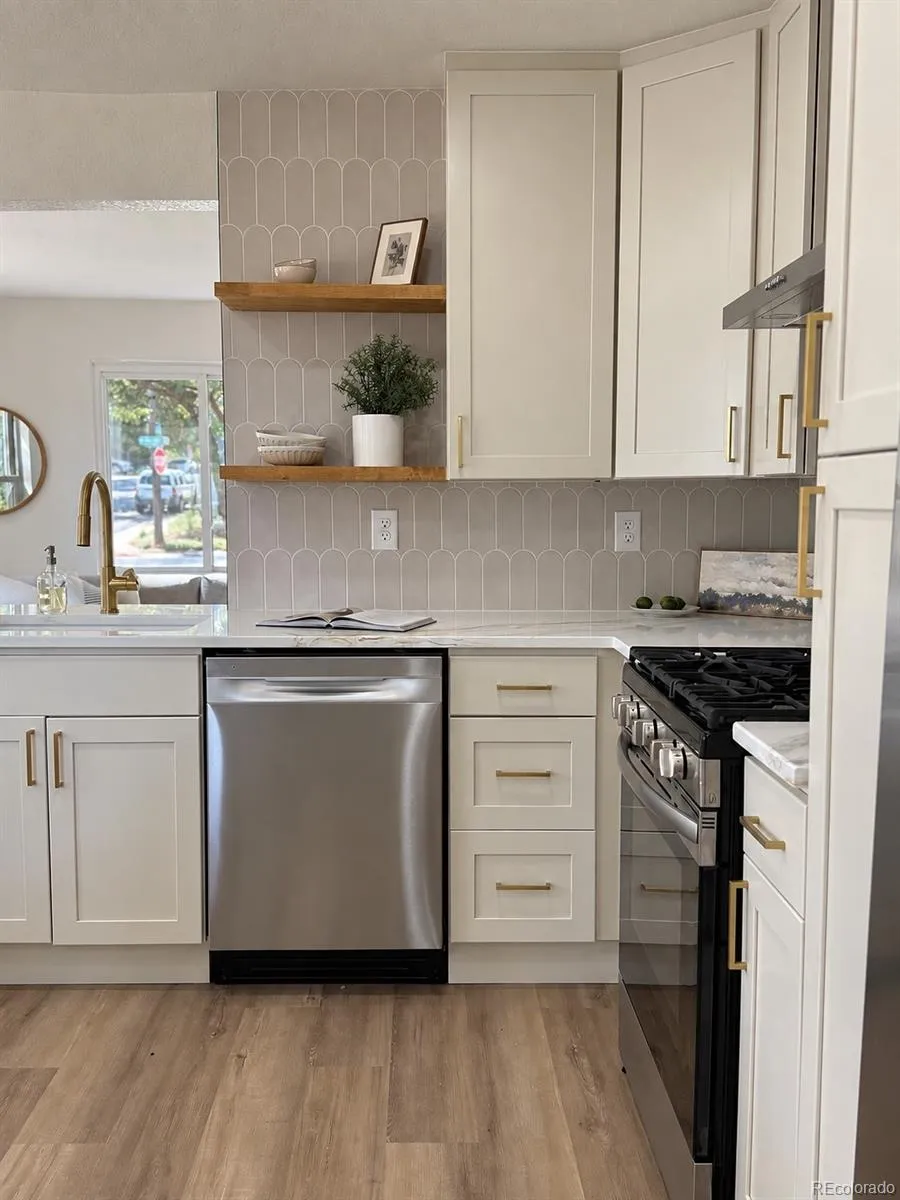 1505 W Alaska Place Denver, CO 80223