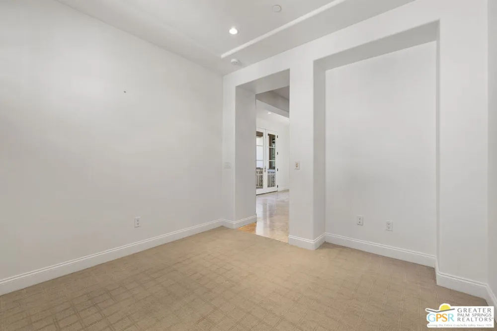 291 Calle Tranquillo Palm Springs, CA 92262