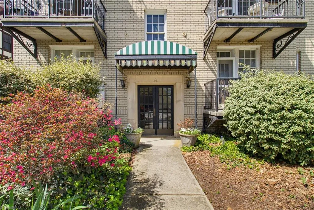 1013 Elm Street #A6 Greensboro, NC 27401
