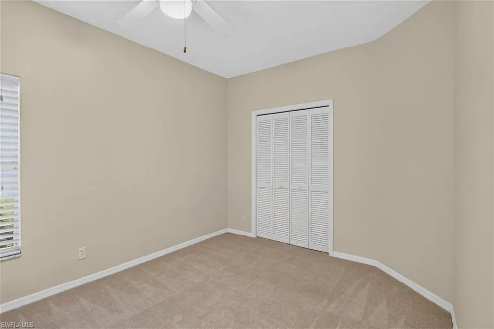 2126 E Crown PT Naples, FL 34112