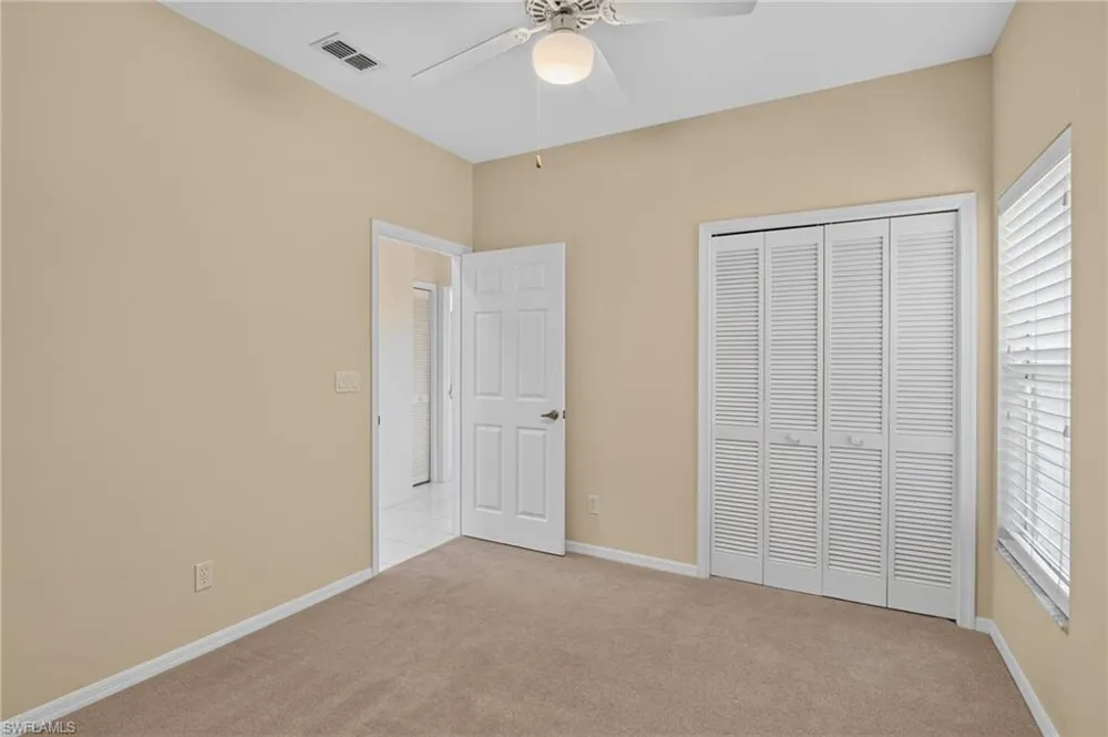 2126 E Crown PT Naples, FL 34112