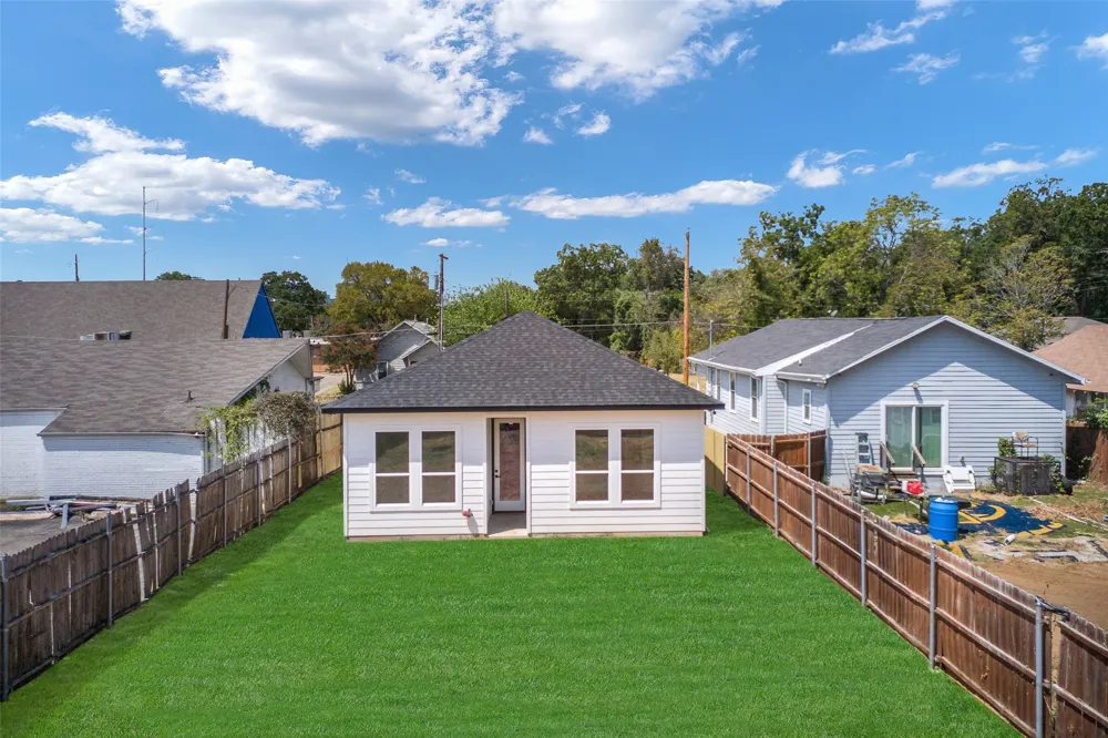 2816 Marburg Street Dallas, TX 75215