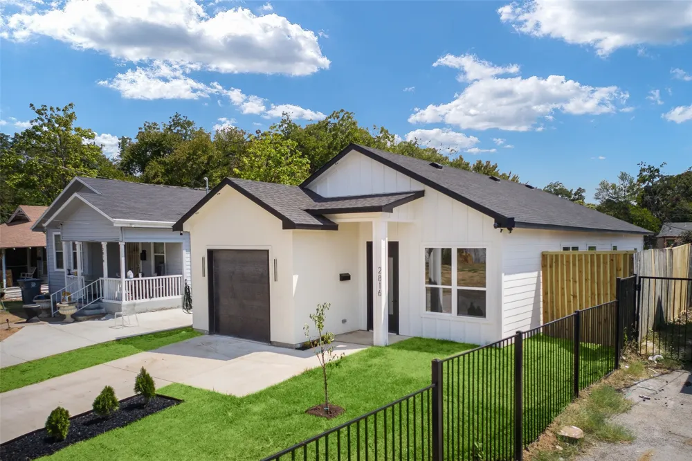 2816 Marburg Street Dallas, TX 75215