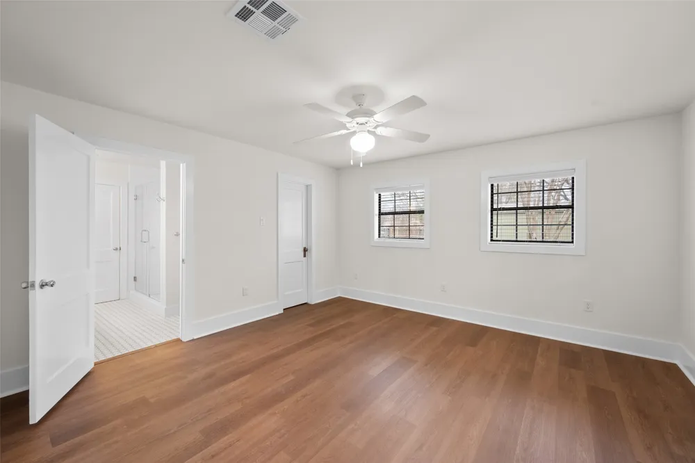 1106 W 4th Avenue Corsicana, TX 75110