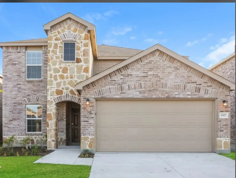 1917 Cherry Bark Lane Forney, TX 75126
