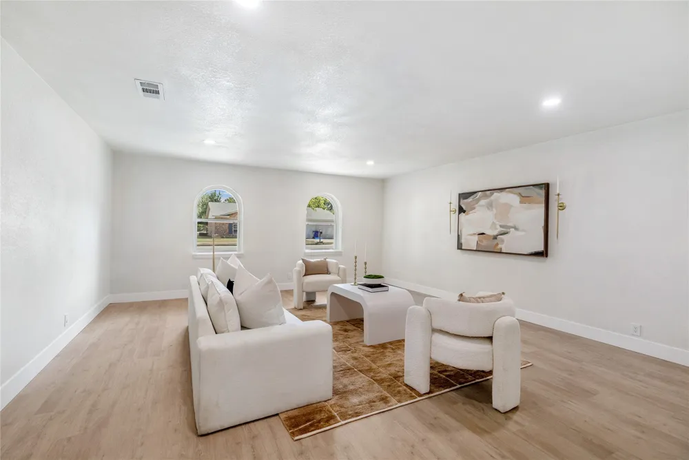 445 E Taylor Street Keller, TX 76248