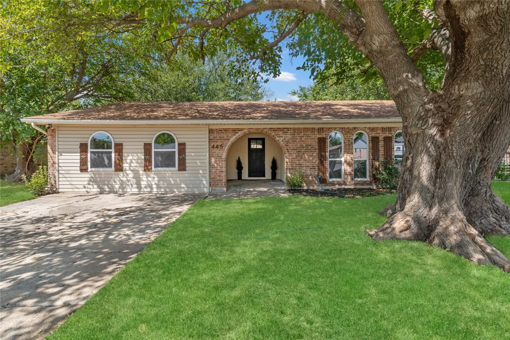 445 E Taylor Street Keller, TX 76248
