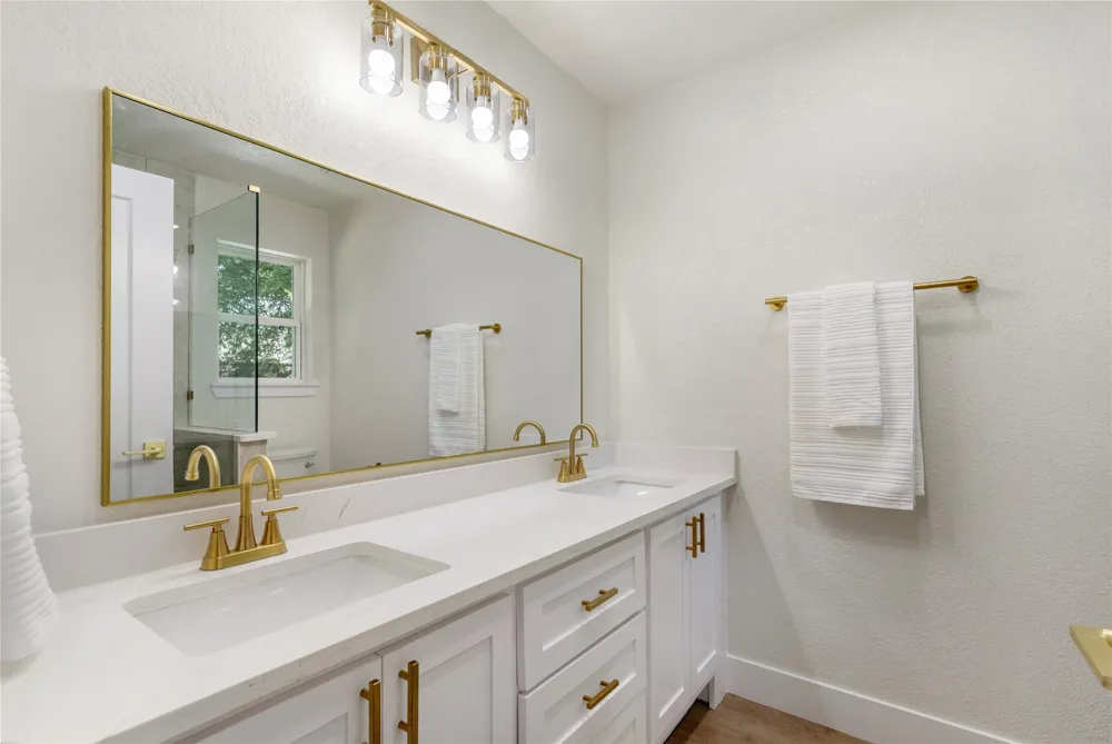 445 E Taylor Street Keller, TX 76248