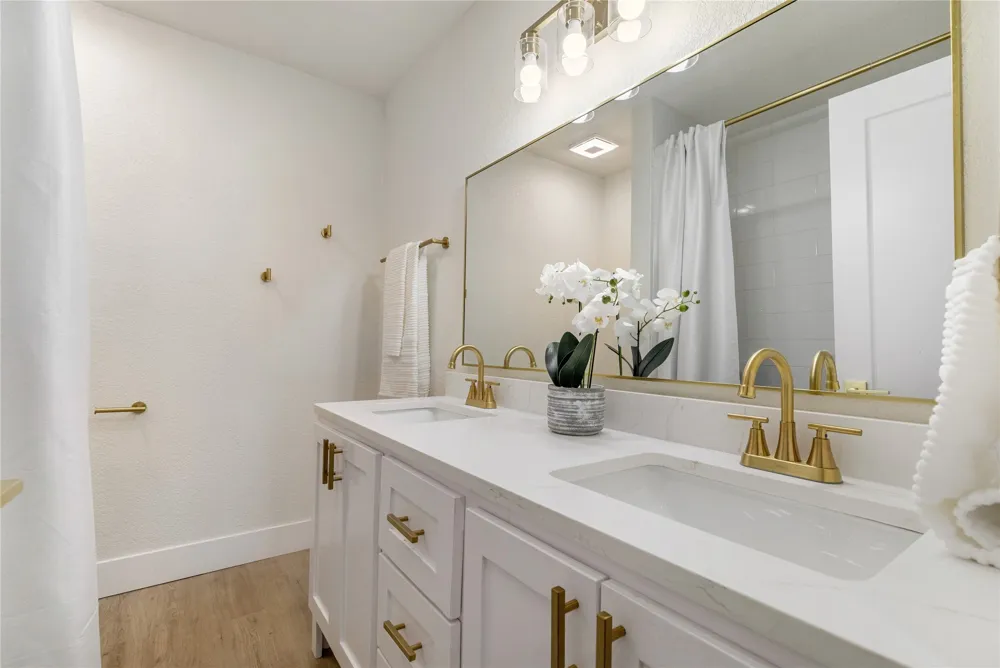 445 E Taylor Street Keller, TX 76248
