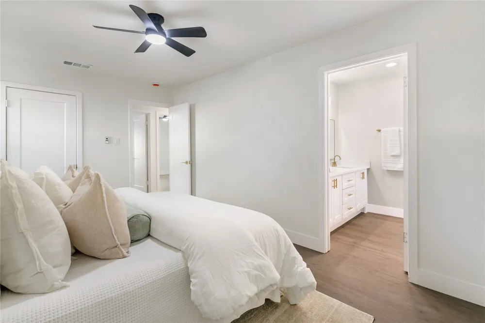 445 E Taylor Street Keller, TX 76248