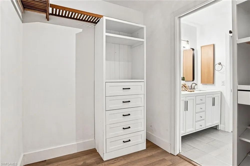 4971 Hickory Wood Drive Naples, FL 34119