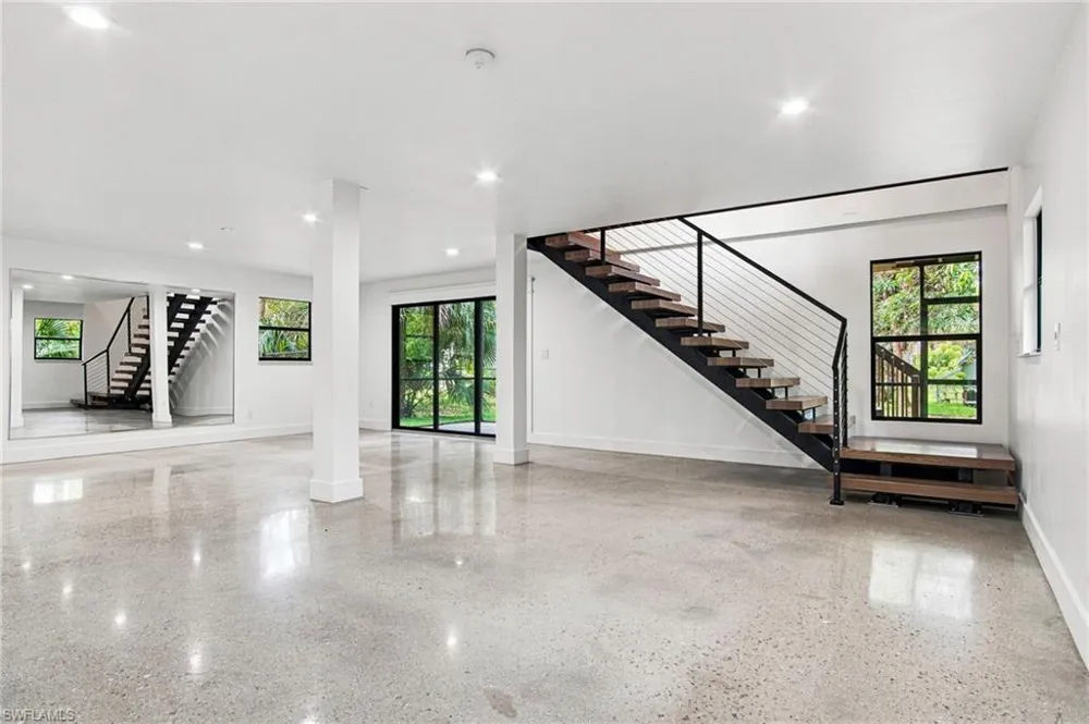 4971 Hickory Wood Drive Naples, FL 34119