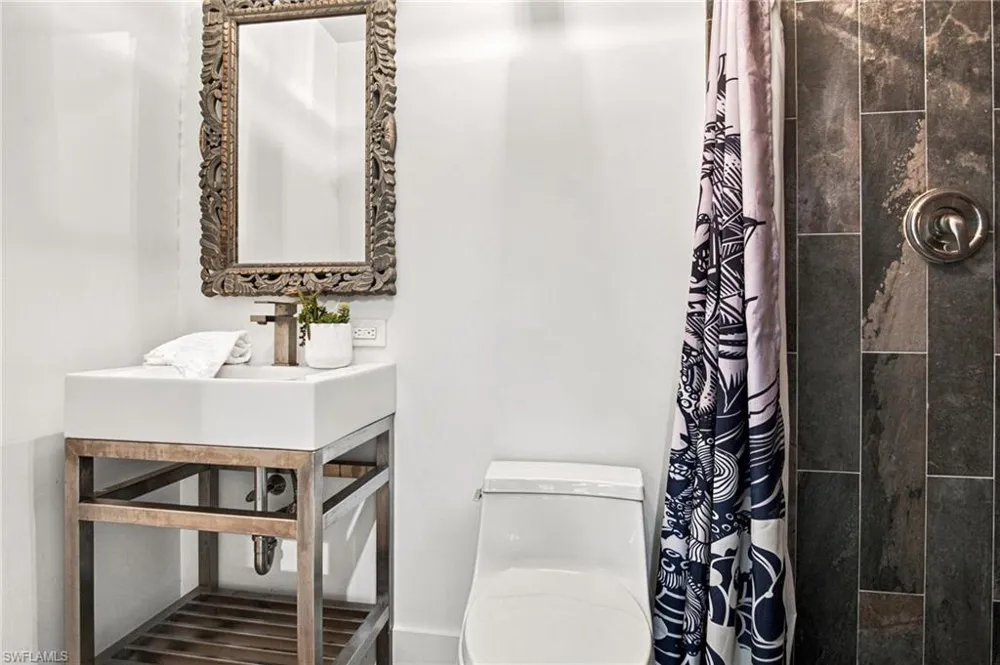 4971 Hickory Wood Drive Naples, FL 34119