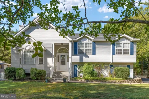 70 MELANIE HOLLOW LANE