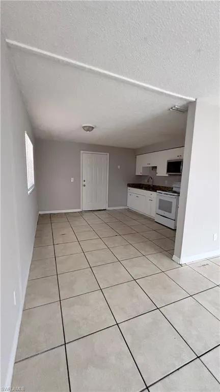 5537 10th Avenue Fort Myers, FL 33907
