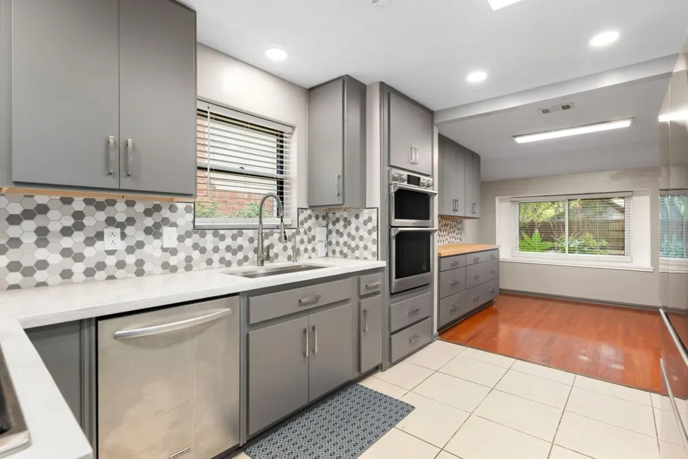 1858 Eagle Falls Drive Street Hockley, TX 77077