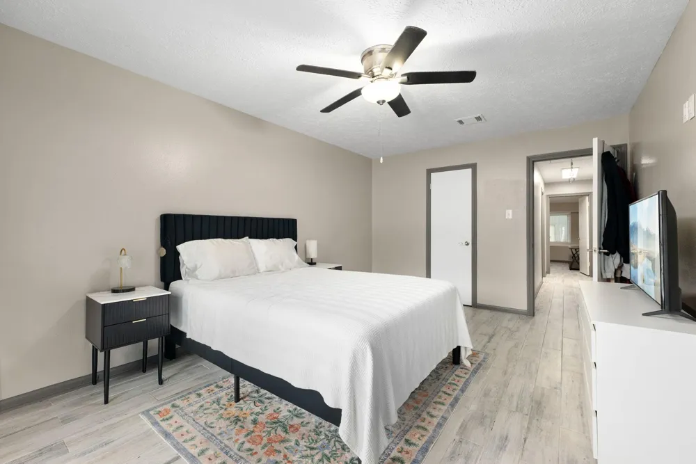 1858 Eagle Falls Drive Street Hockley, TX 77077