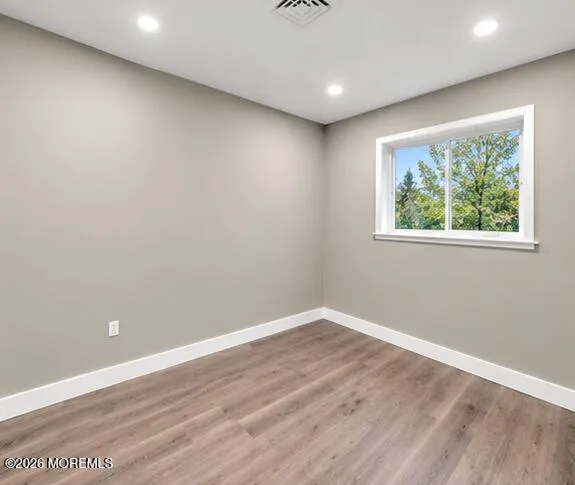 192 W 5th Street Howell, NJ 07731