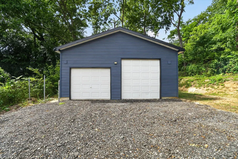 671 Jackson Street Ionia City, MI 48846