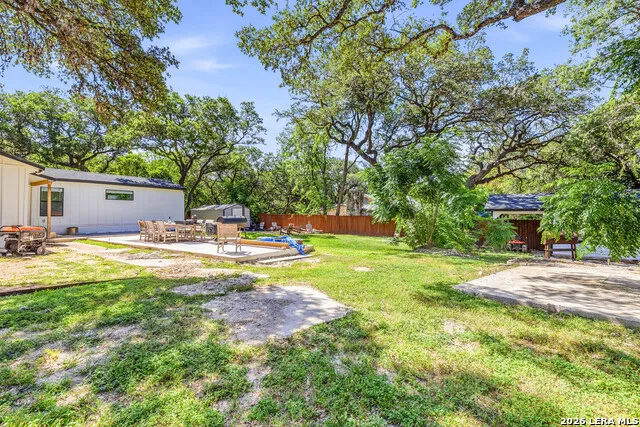 221 W HIGHLAND DR Boerne, TX 78006
