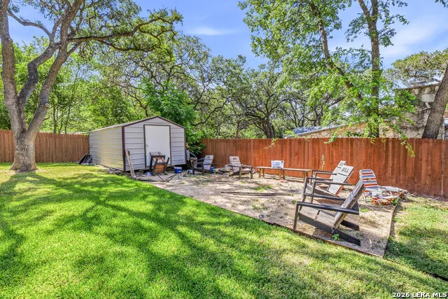 221 W HIGHLAND DR Boerne, TX 78006