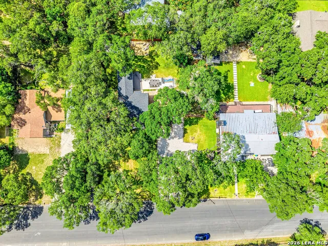 221 W HIGHLAND DR Boerne, TX 78006