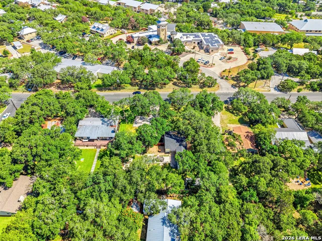 221 W HIGHLAND DR Boerne, TX 78006
