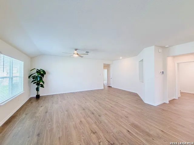 4914 Forward Swing San Antonio, TX 78261